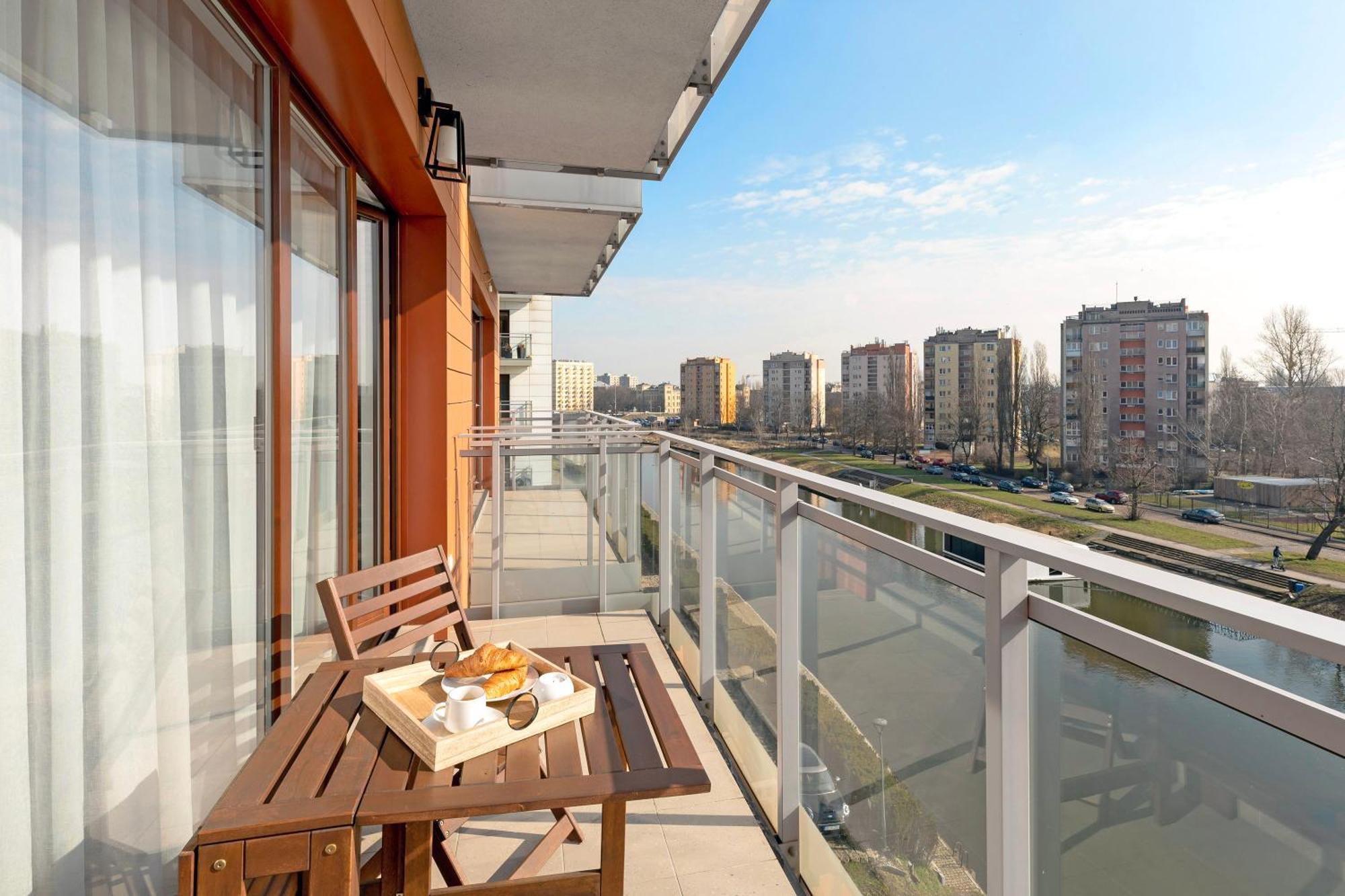 Aura - Riverside & Parking By Downtown Apartments Gdansk Exterior photo