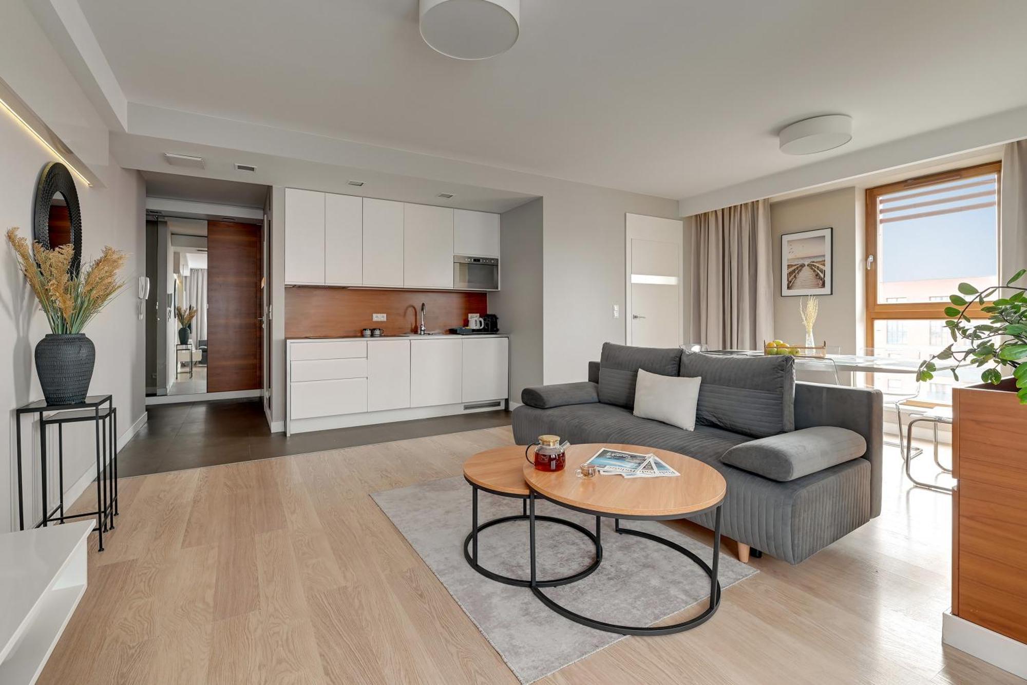 Aura - Riverside & Parking By Downtown Apartments Gdansk Room photo
